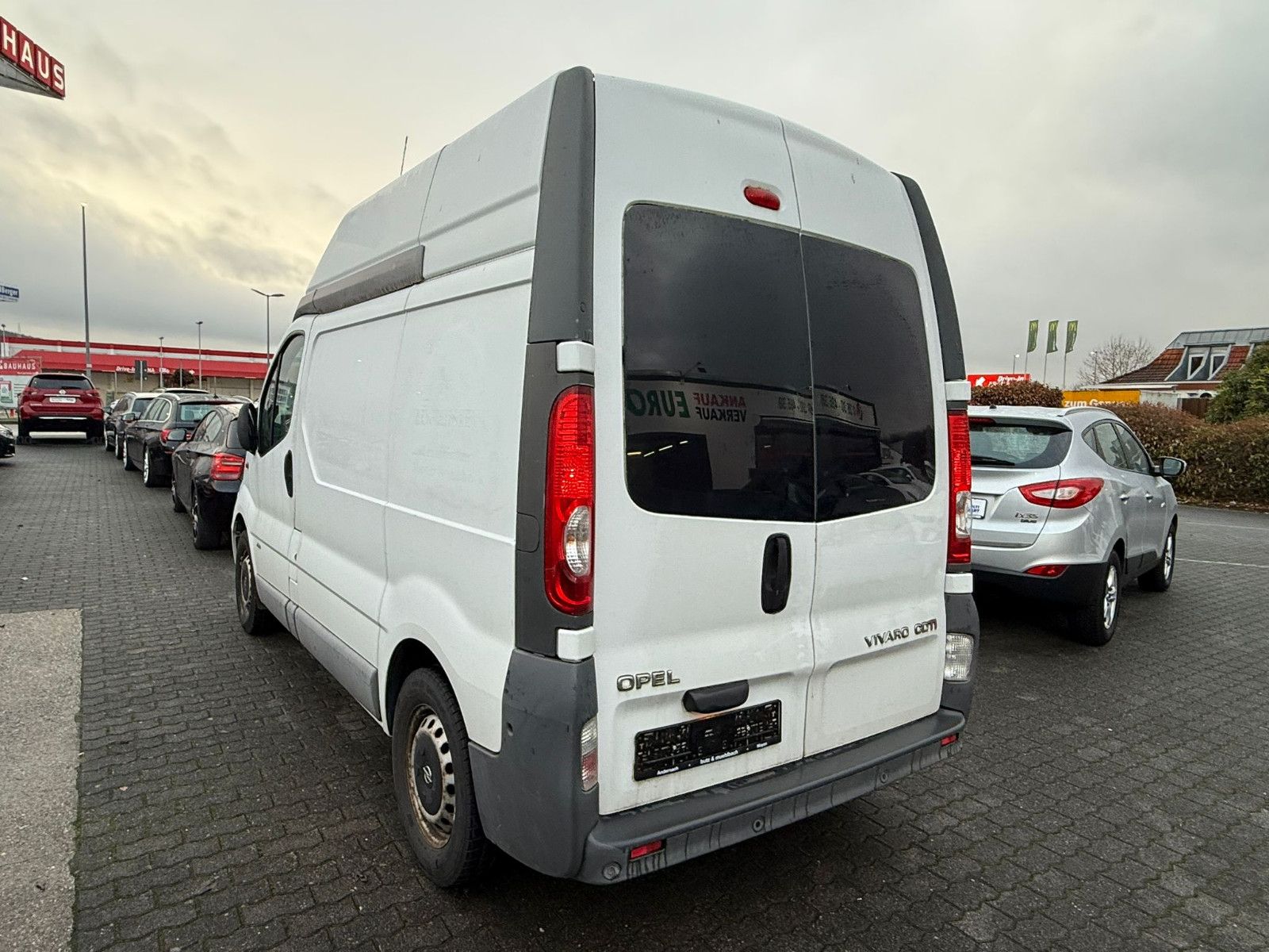 Fahrzeugabbildung Opel Vivaro Kasten/Kombi Kasten L1H2 2,9t/NAVI/KLIMA