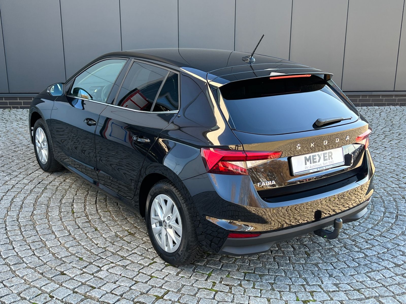 Fahrzeugabbildung SKODA Fabia Style 1.0 TSI *AHK, ACC, LED, Navi*