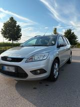 Ford Focus 1.6|2.Hand|Sehr Gepflegt| 8 Fac... - Ford Focus aus 2009: Se