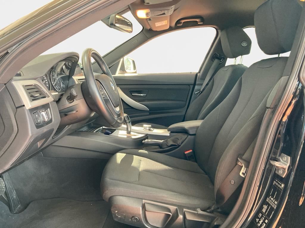 BMW 320i xDrive GT Aut. Advantage AHK Navi PDC CD foto 9