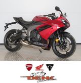 Triumph DAYTONA 660 Quickshifter, Soziusabdeckung - TRIUMPH DAYTONA 660