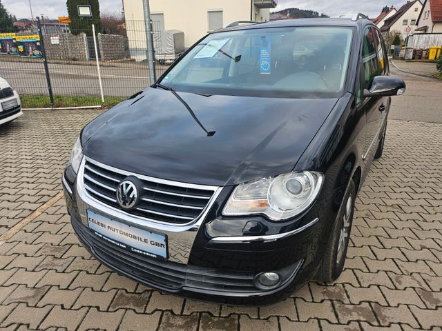 Volkswagen TOURAN*HIGHLINE*KLIMA*AHK*SHZ*PDC*FACELIFT*