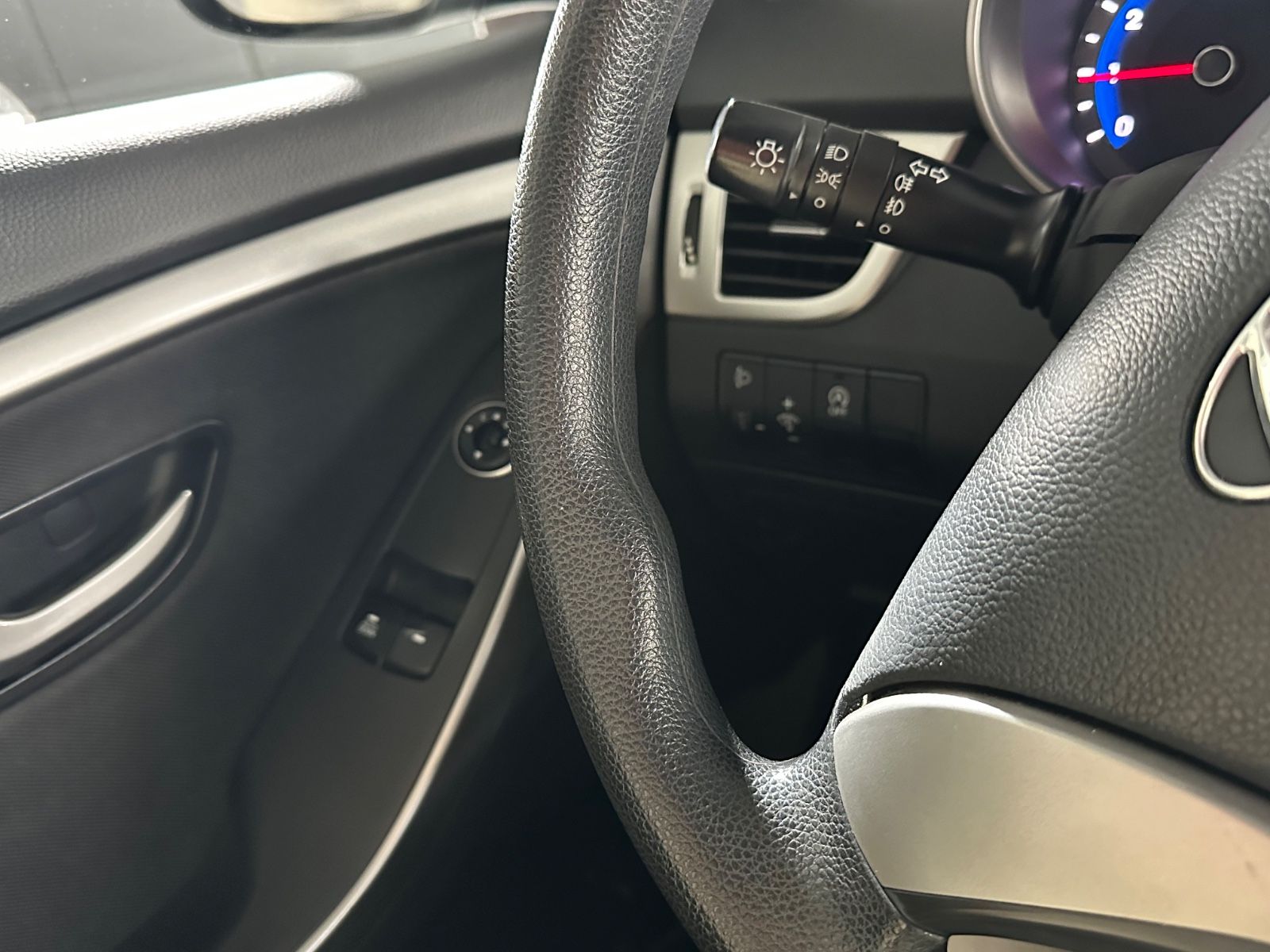 i30 blue Classic*1.Hand*Klima*MFL*LED*HU NEU*Ser