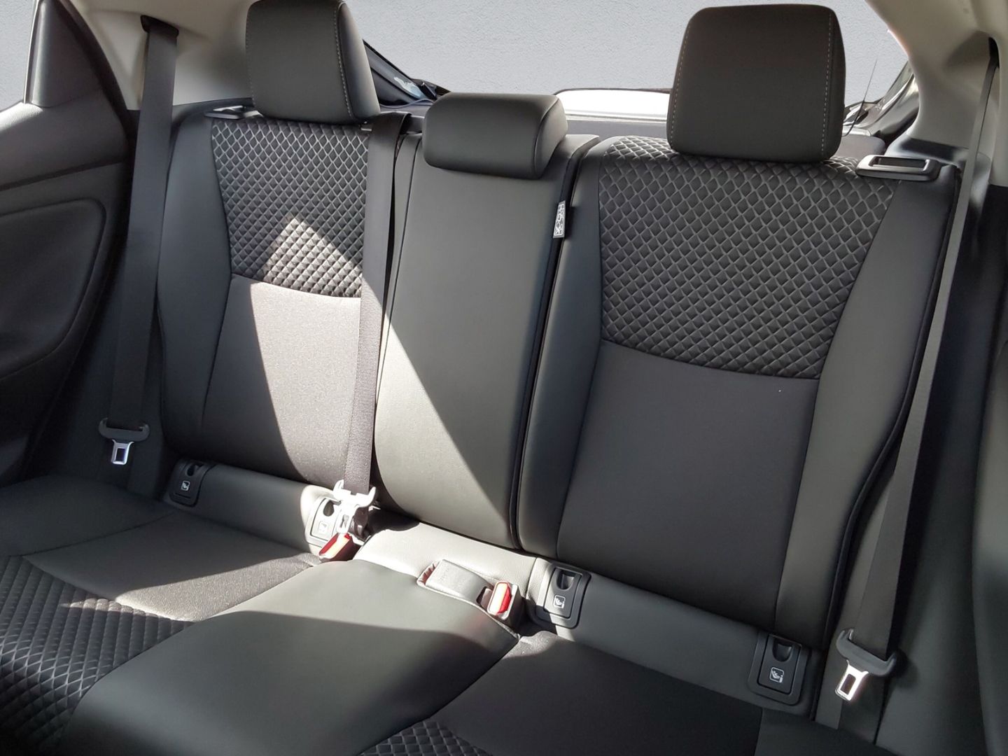 Mazda 2 Hybrid - Bild 14