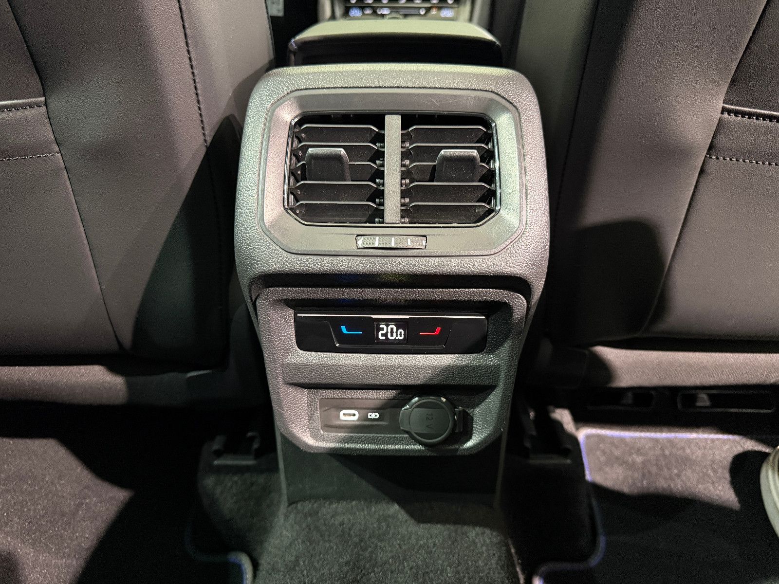 Volkswagen Tiguan R 4Motion IQ DSG LED PANO SHZ AHK foto 17