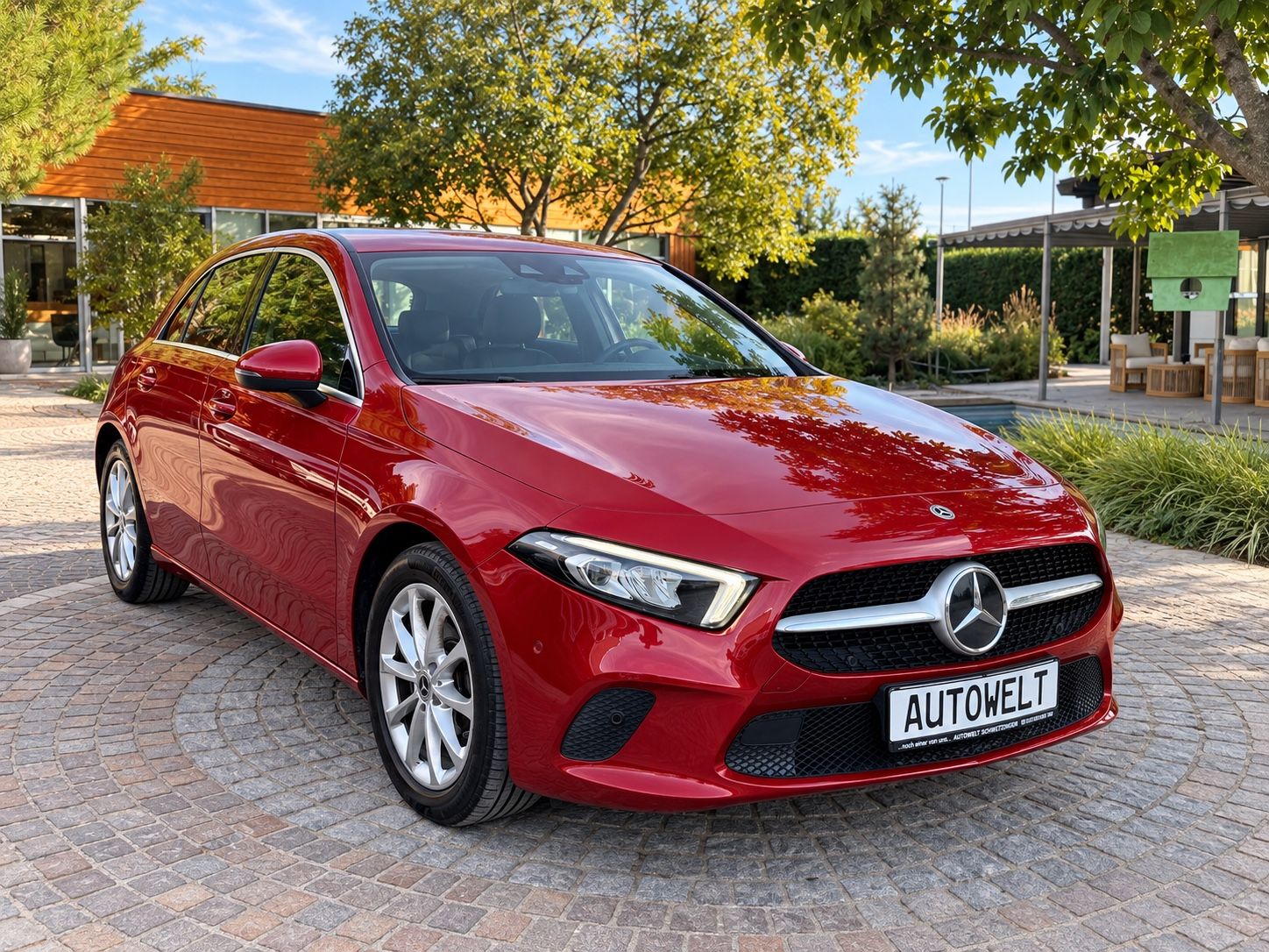 Mercedes-Benz A 200 LED Navi Kamera Spurhalte-Assist 8-fach