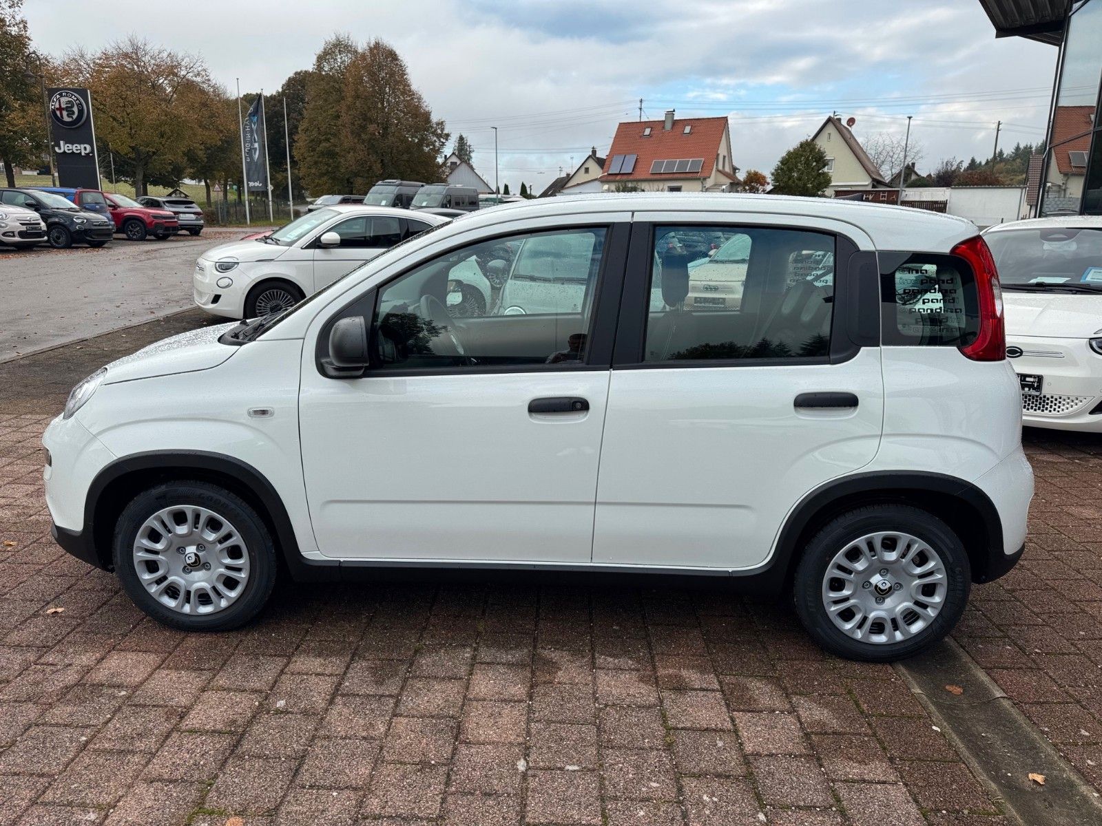 Fahrzeugabbildung Fiat PANDA PANDINA 1.0 GSE PDC DAB KLIMA DIGITALTACHO