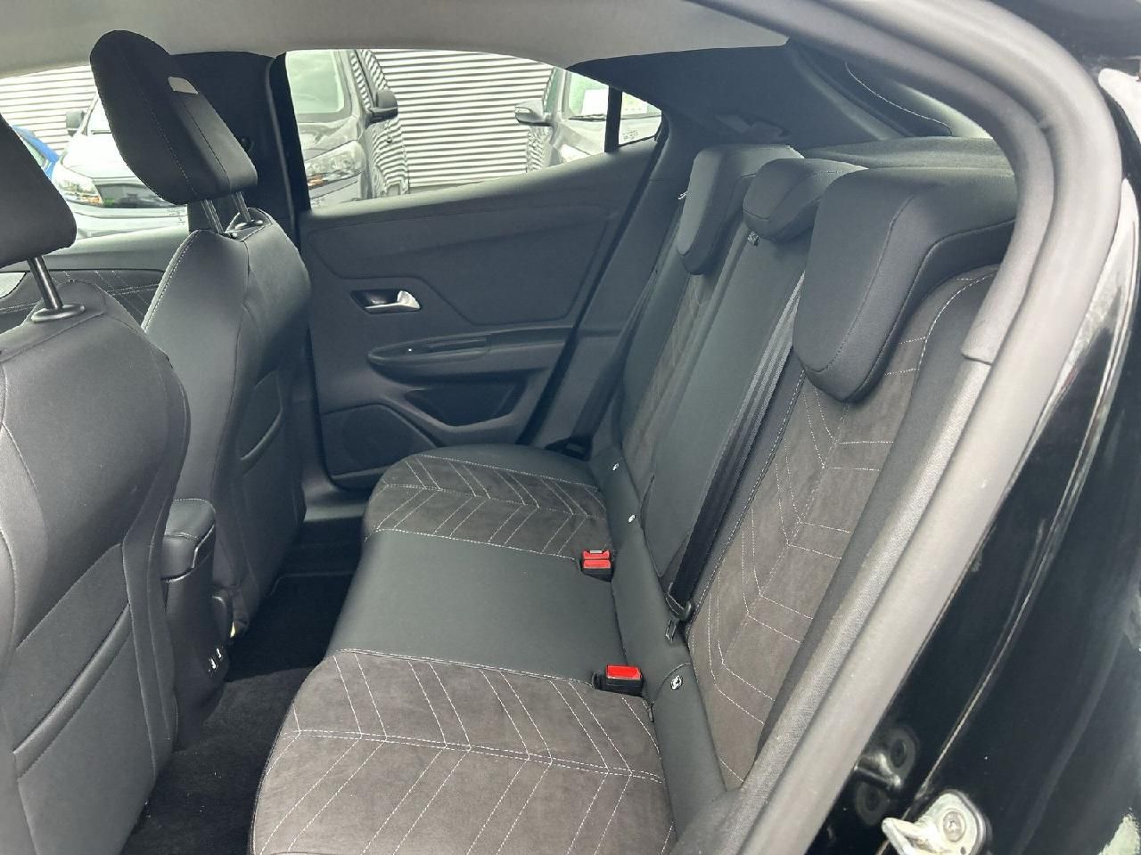 Fahrzeugabbildung Opel Mokka Electric Ultimate
