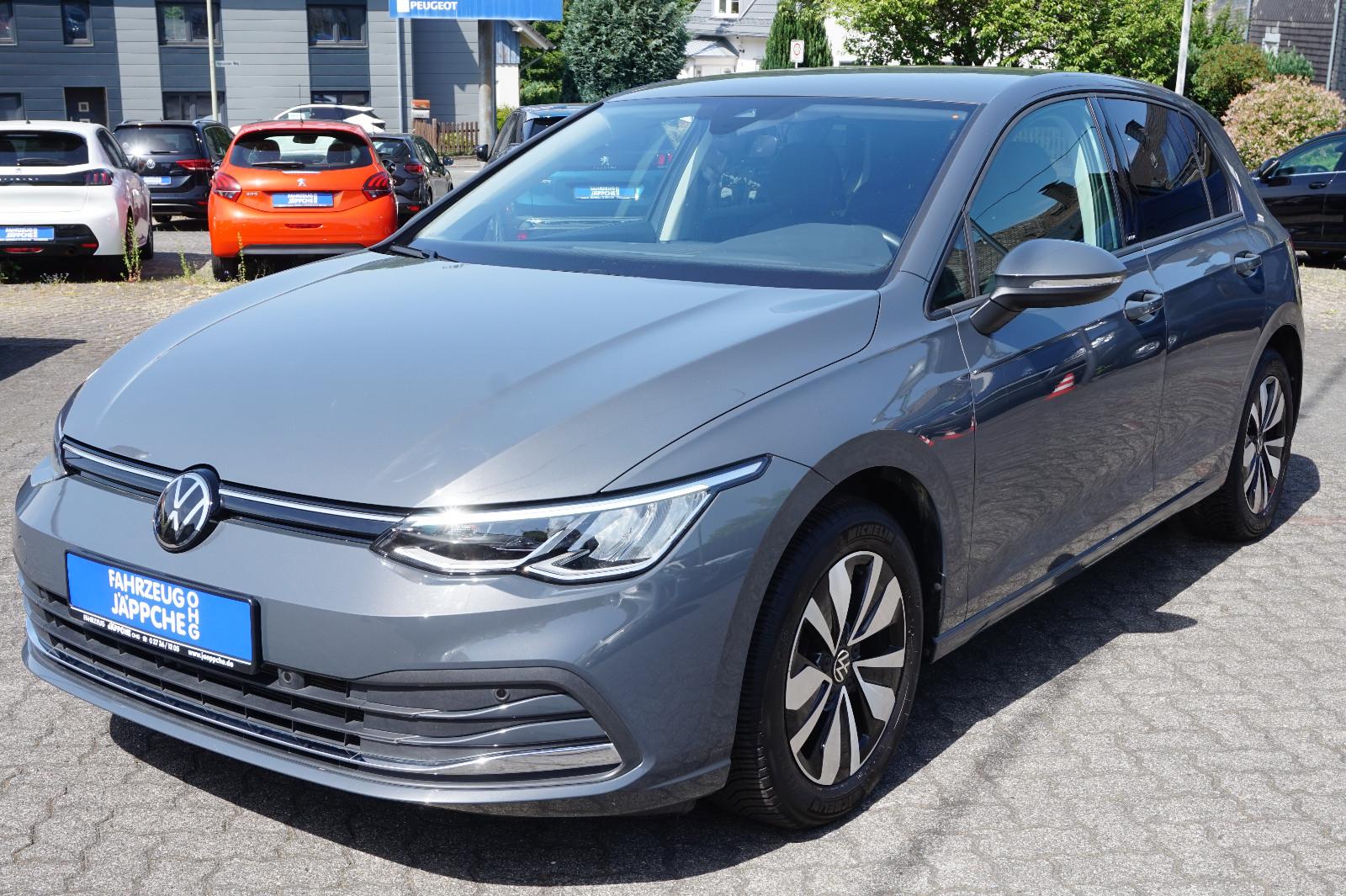 Volkswagen Golf VIII Lim. Move 150 Navi;LED