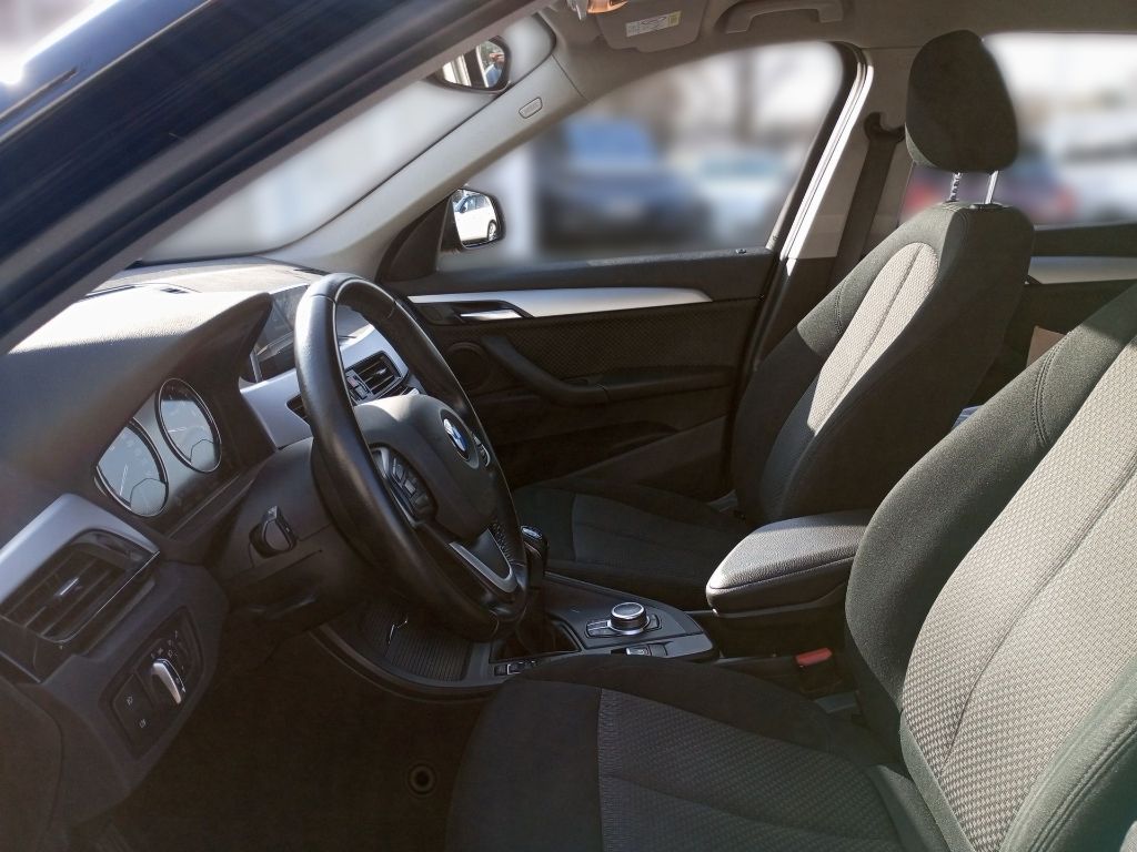 Fahrzeugabbildung BMW X1 SDRIVE 1,8 ADVANTAGE Navi Sitzheizung