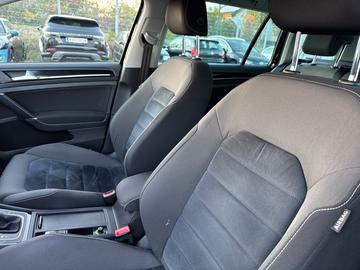 Volkswagen Golf VII Variant Highline BMT - Bild 10