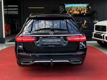 Mercedes E 220 - 4