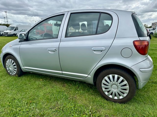 Toyota Yaris 1.3 Sol Klima Aut. — Bild 2