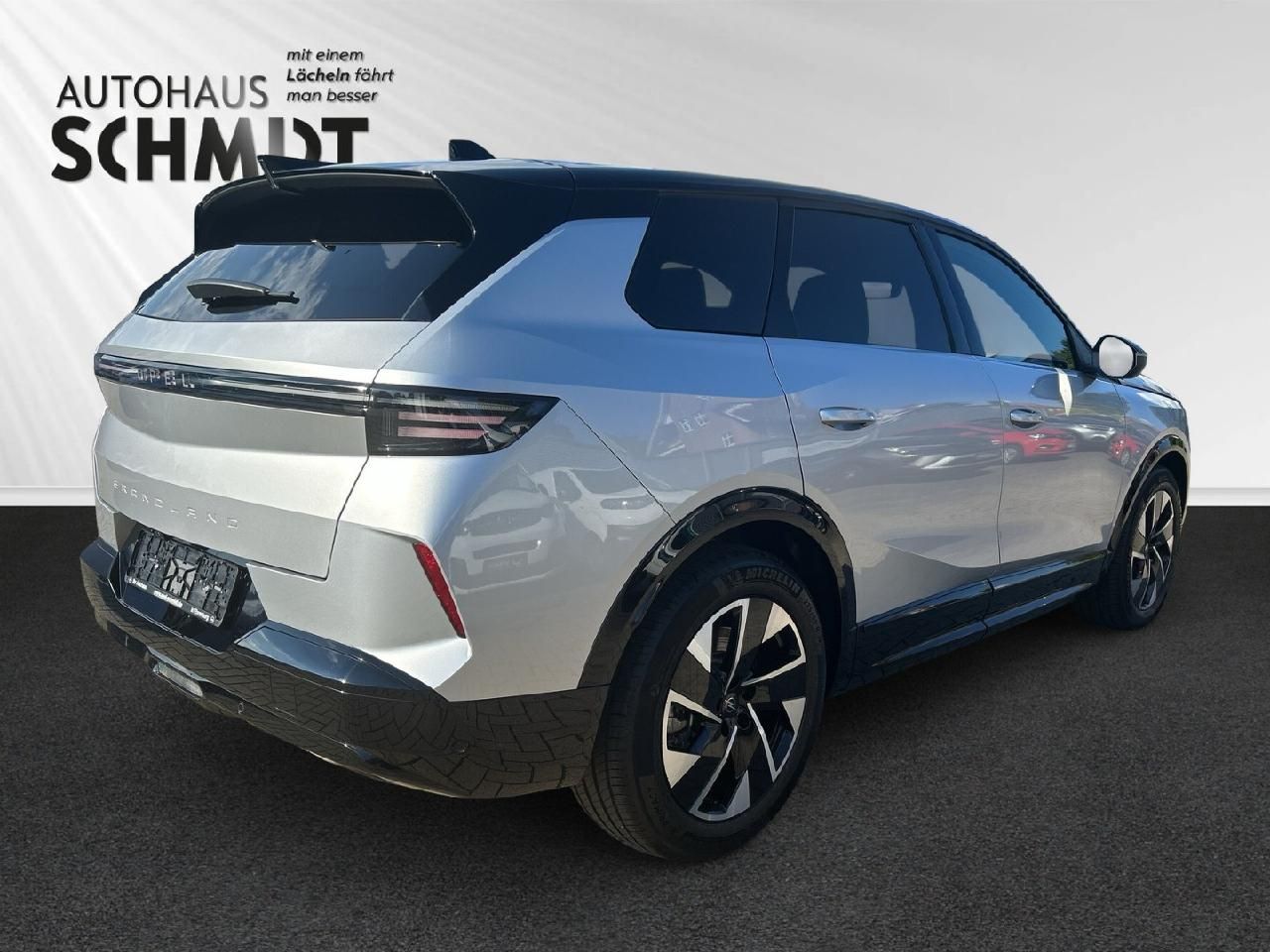 Fahrzeugabbildung Opel Grandland Electric 82 KWh - 157 kW GS