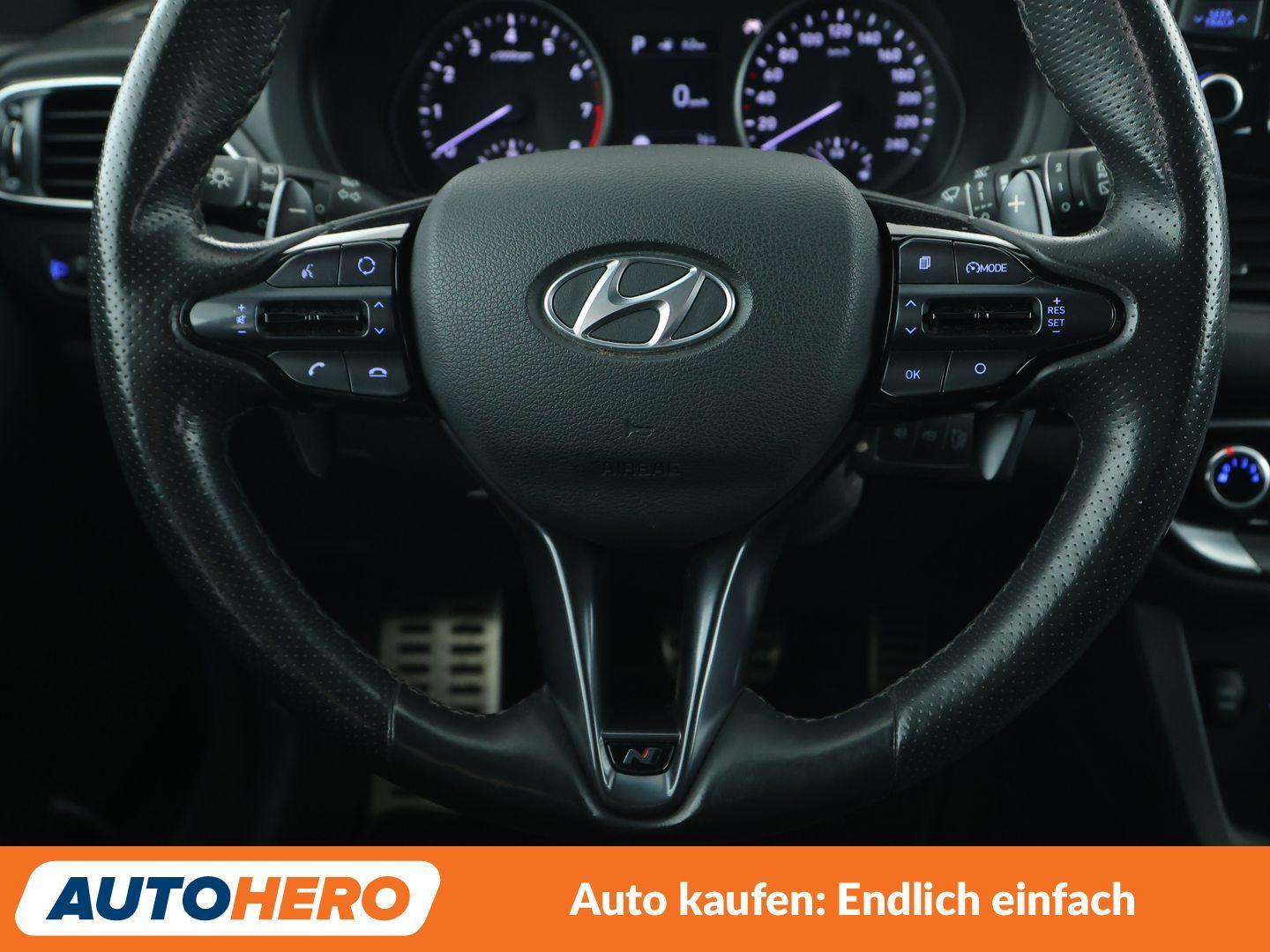 Hyundai i30 1.4 TDGI N-Line Aut.*NAVI*SPUR*PDC*SHZ*KLIMA
