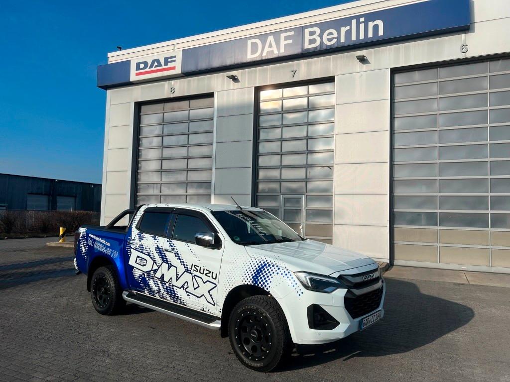 Isuzu D-Max Double Cab LSE 4WD Mountain Top Roll AHK