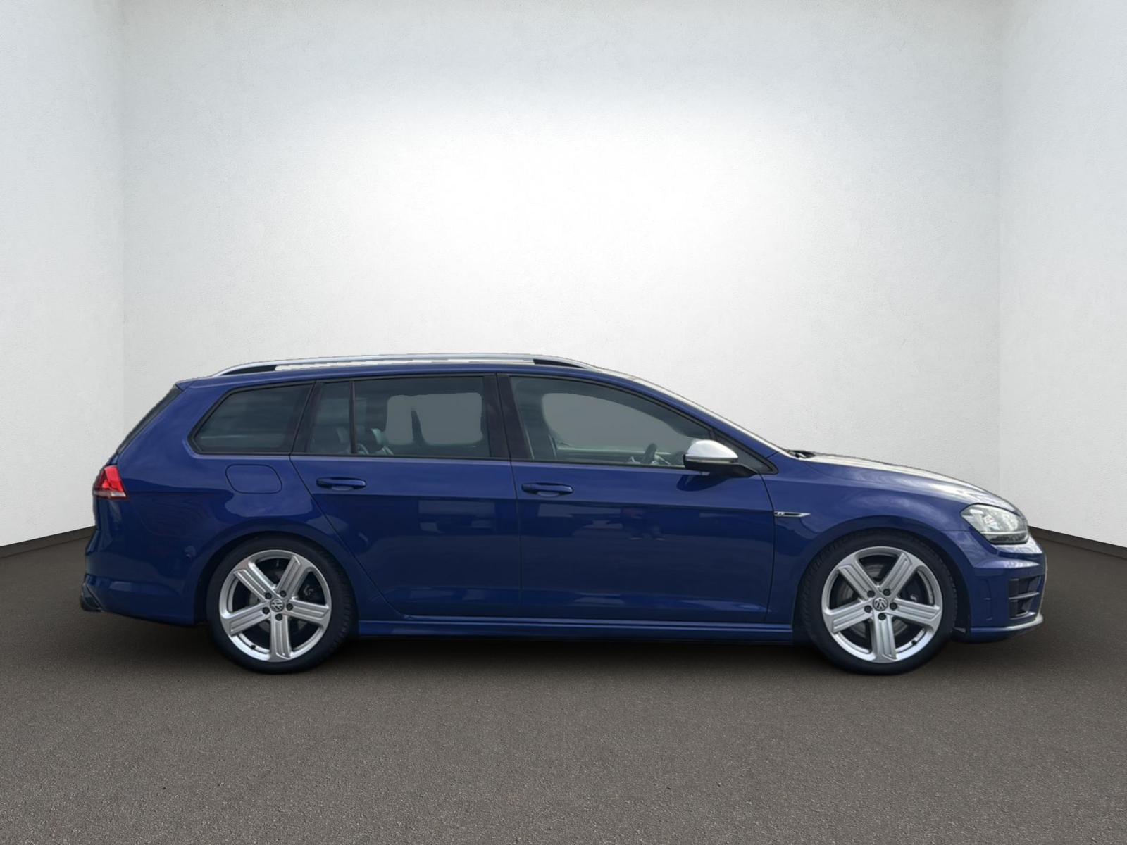 Volkswagen Golf VII R SW 300 ch 4Motion DSG • Toit pano • Dynaudio • ACC • DCC • Caméra • Cuir