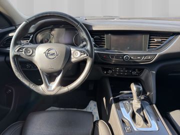 Opel Insignia - 12