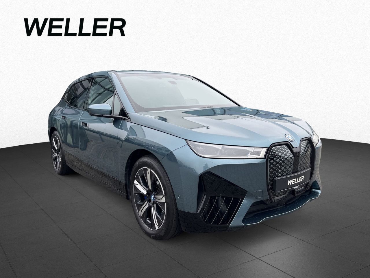 BMW iX xDr 40 LiveProf HUD 4Klima RFK Laser AHK LkHz imagem 3