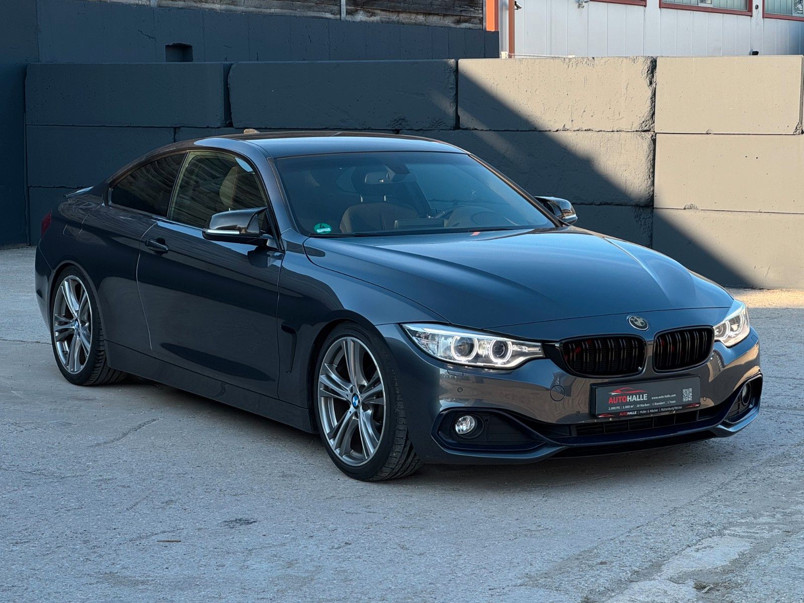 Fahrzeugabbildung BMW 420i Coupé Sport Line Carbon M-Spiegel Bi-Xenon
