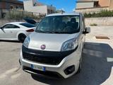 Fiat Qubo 1.3 MJT 80 CV Start&Stop Lounge - silberne Fiat Qubo