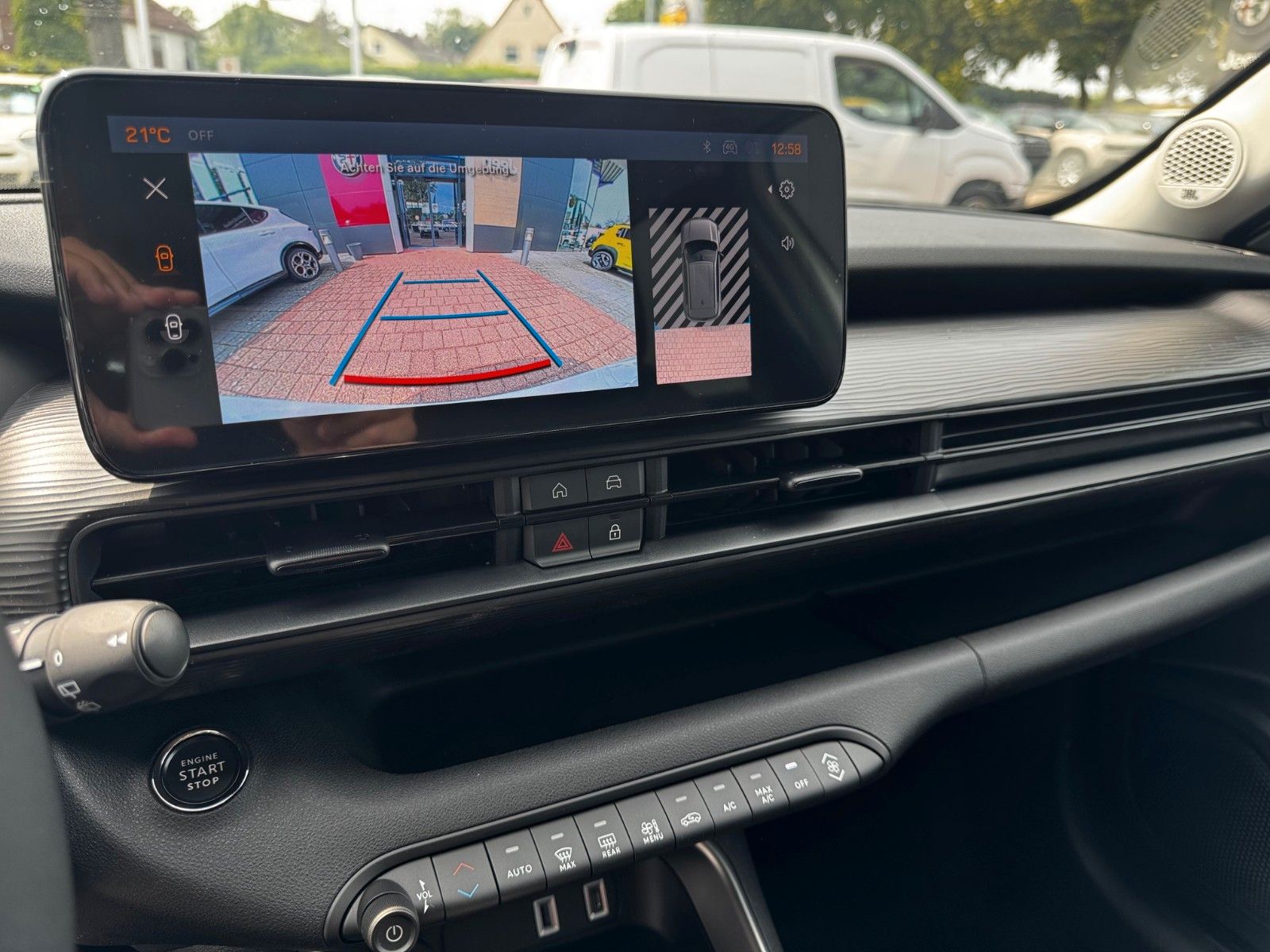 Fahrzeugabbildung Jeep Avenger 1.2 Altitude Benziner NAVI KAMERA SITZHG