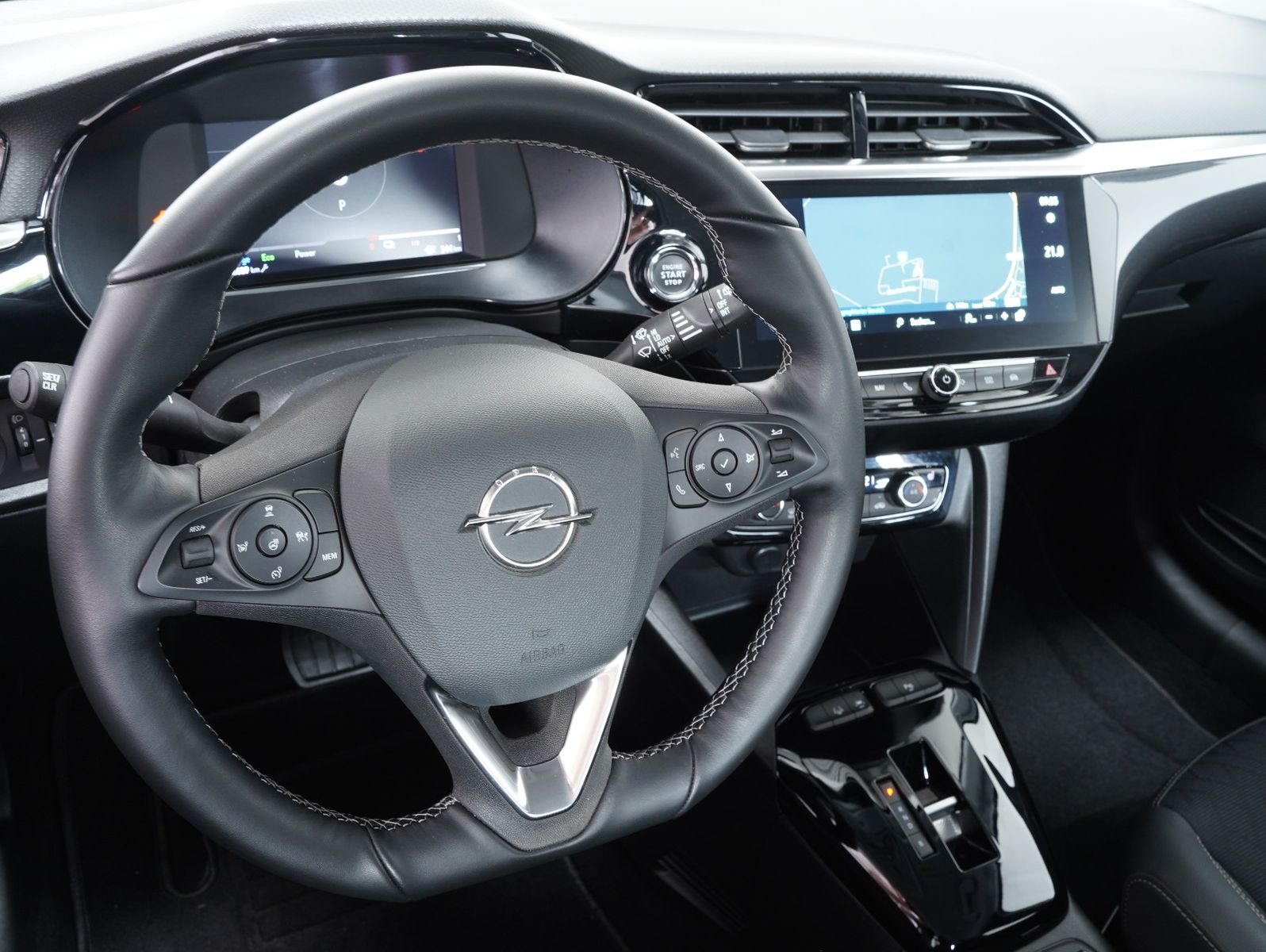 Fahrzeugabbildung Opel Corsa F e Elegance PDC/LED/NAVI/ACC/SOH