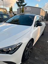 Mercedes-Benz Mercedes Cla 200 mit garantie - Mercedes-Benz CLA 200 in Bonn