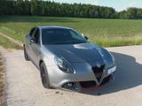 Alfa Romeo Giulietta 1.4 16V 88kW - Alfa Romeo Giulietta: 1.8