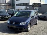 Volkswagen Touran 1.6 FSI *1HAND*KLIMA*TÜVNEU*ABS*ESP - Volkswagen Touran: Fsi