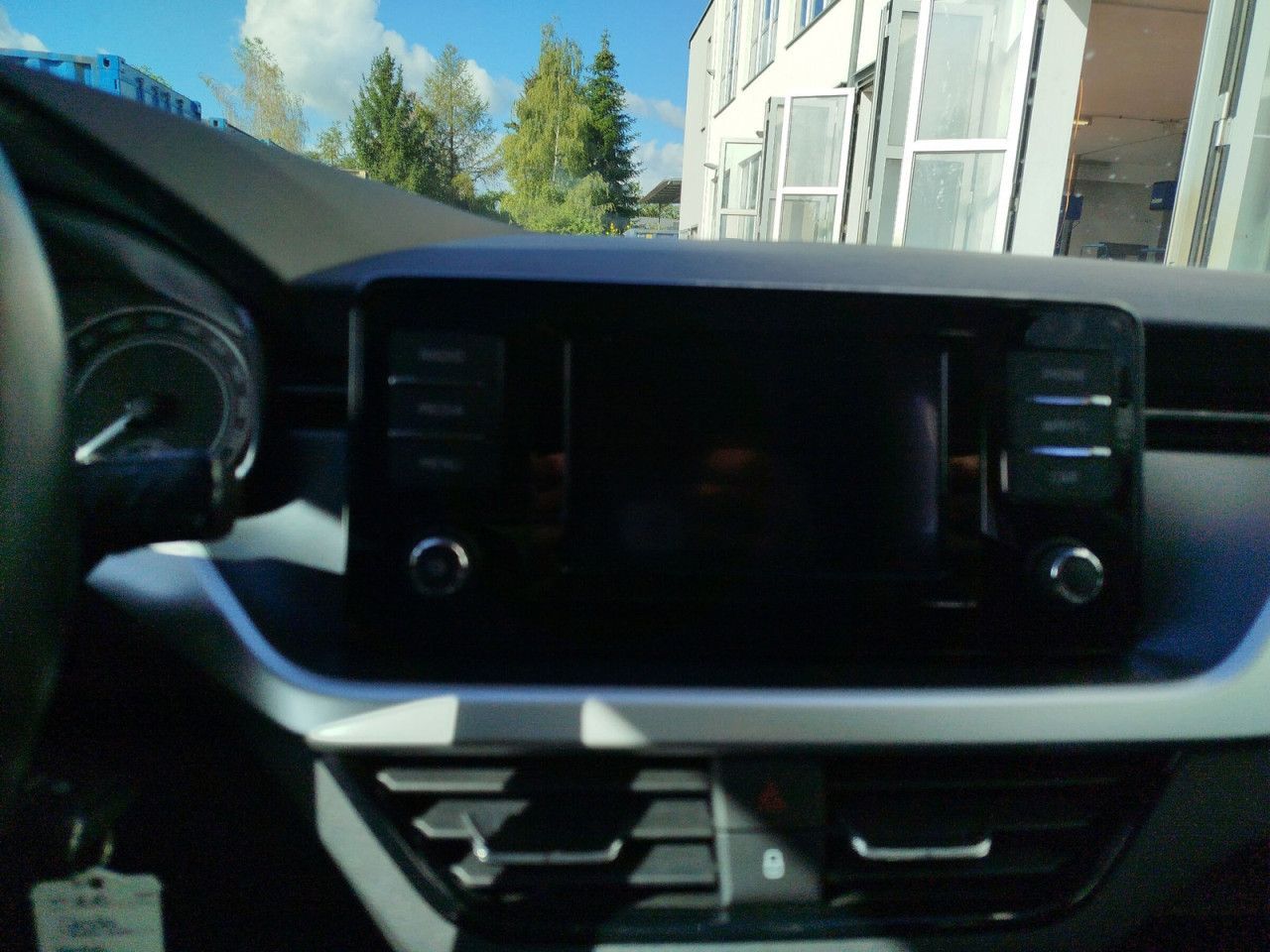 Fahrzeugabbildung SKODA Kamiq Ambition 1.0 TSI AHK