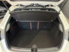 MERCEDES-BENZ A 200 Progressive*LED*CAM*LEDER*WIDE*STANDHZG*