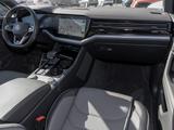 Volkswagen Touareg 3.0 TDI 4Motion R-Line Leder, PANORAMA S - rote Volkswagen Touareg