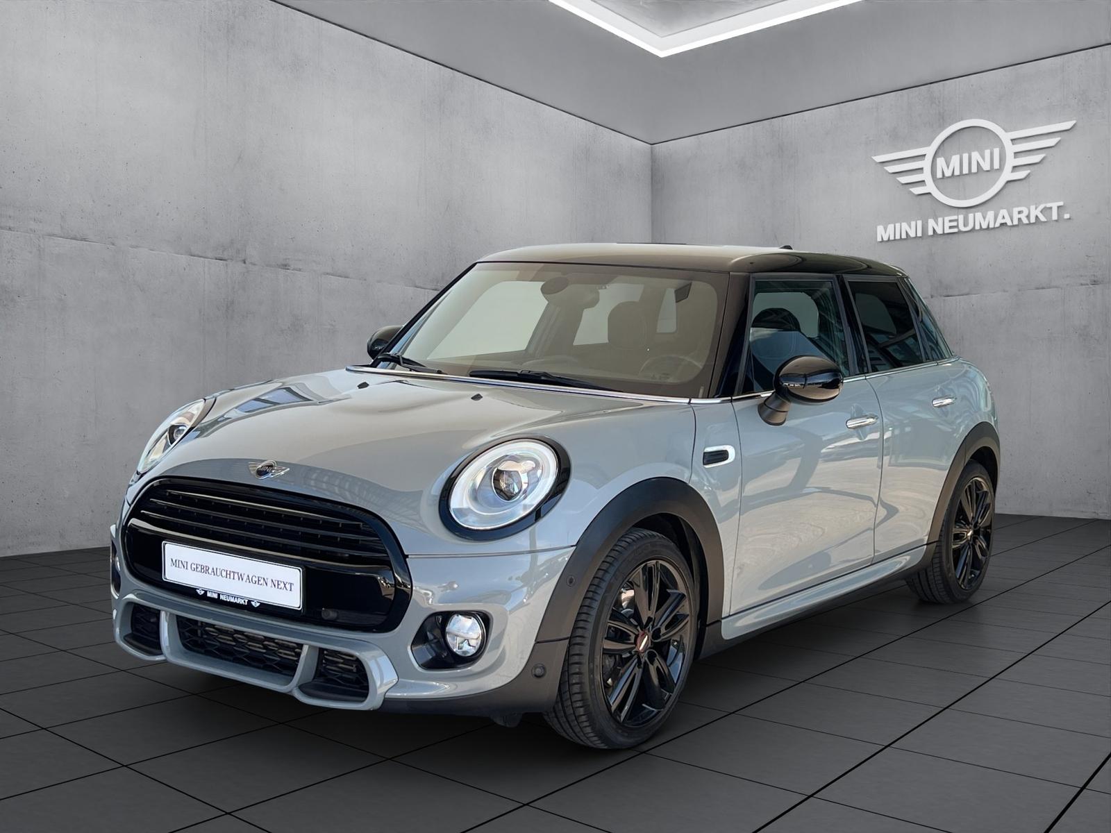 MINI Cooper 5-Türer JCW-Paket Navi LED PDC DAB