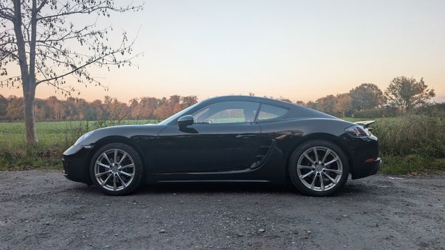 Porsche Cayman 718