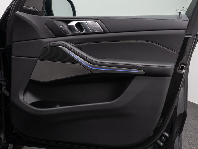 Foto Nummer 32: BMW X7