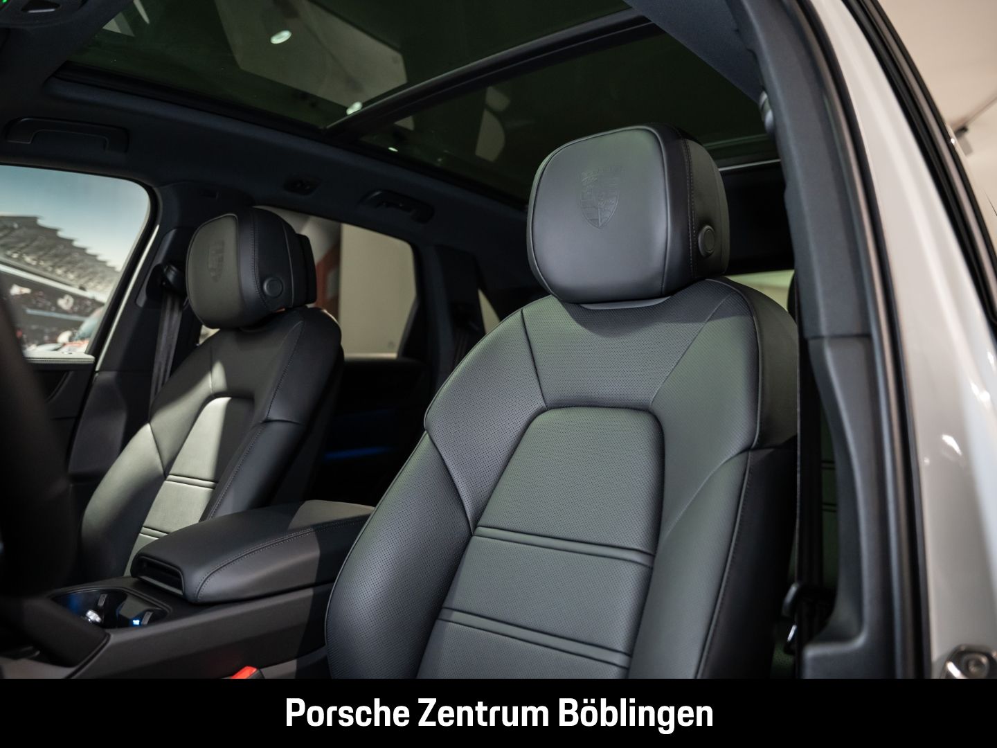 Porsche Cayenne Black Edition HA-Lenkung Head-Up 22-Zoll foto 6
