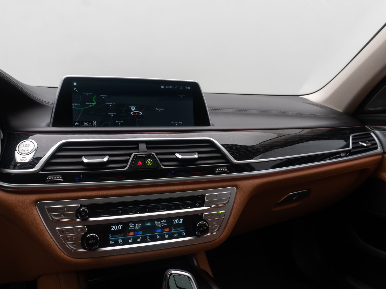 Fahrzeugabbildung BMW 750i xD HUD 360°Massage TV Laser SoftCl 21" Voll