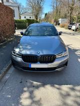 BMW 545e xDrive - - BMW 545 in München