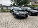 BMW 530i xDrive A - HUD- M-Paket-