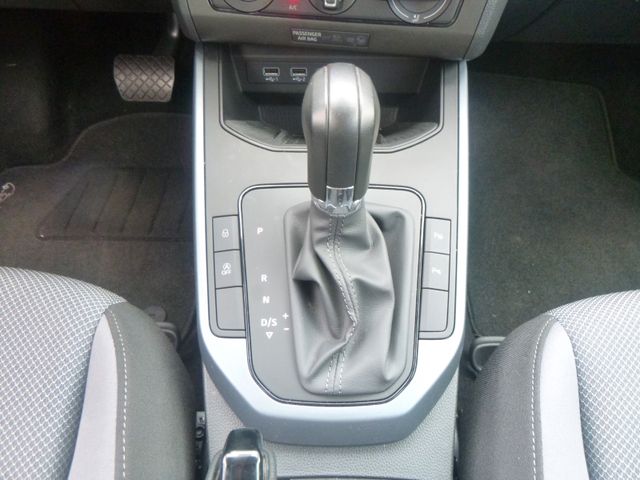 Fahrzeugabbildung Seat Arona 1.0 TSI Style>AUT/NAVI/LED/Sitzheizung<