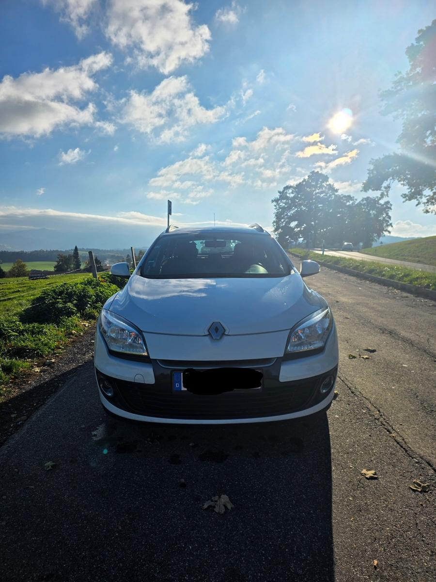 Renault Megane 2012 — engine 1.461 cm³, 90 HP (66kW)