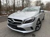 Mercedes-Benz A 200 CDI Panormadach Navi Top Zustand - Mercedes-Benz A-Klasse: Silber