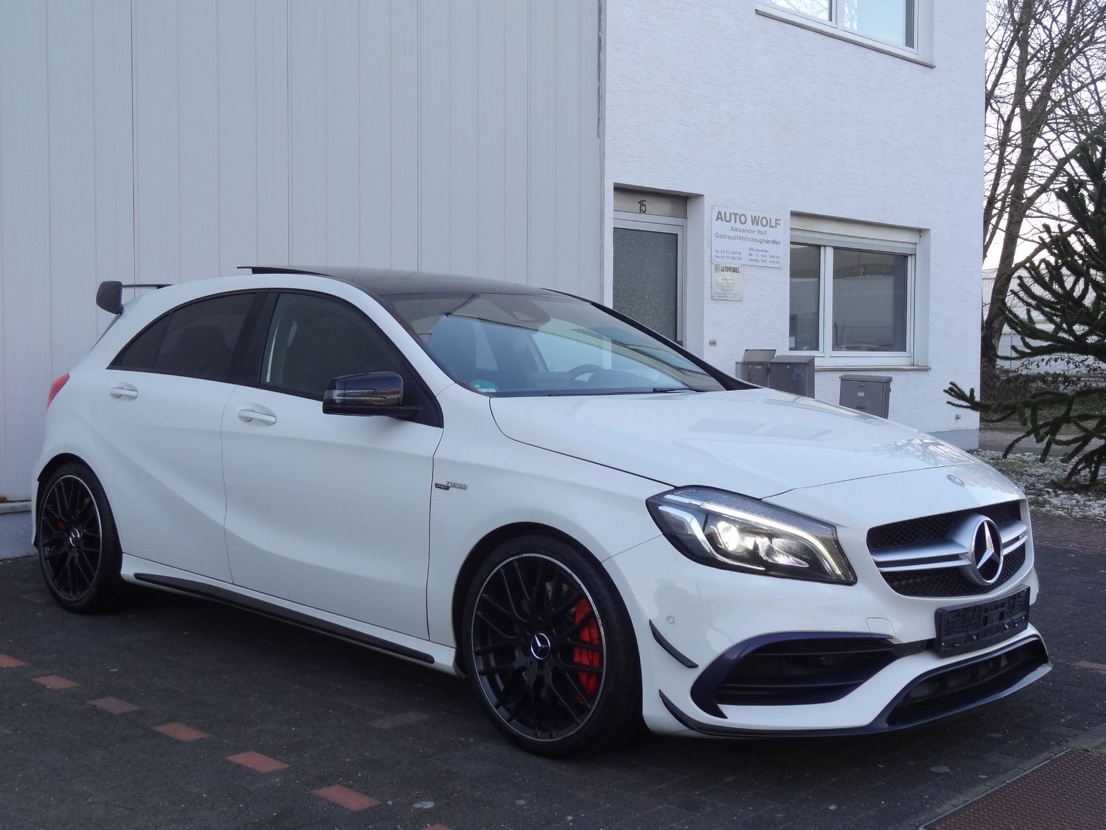 MERCEDES-BENZ A 45 AMG 4Matic/Aerodynamik-Kit/