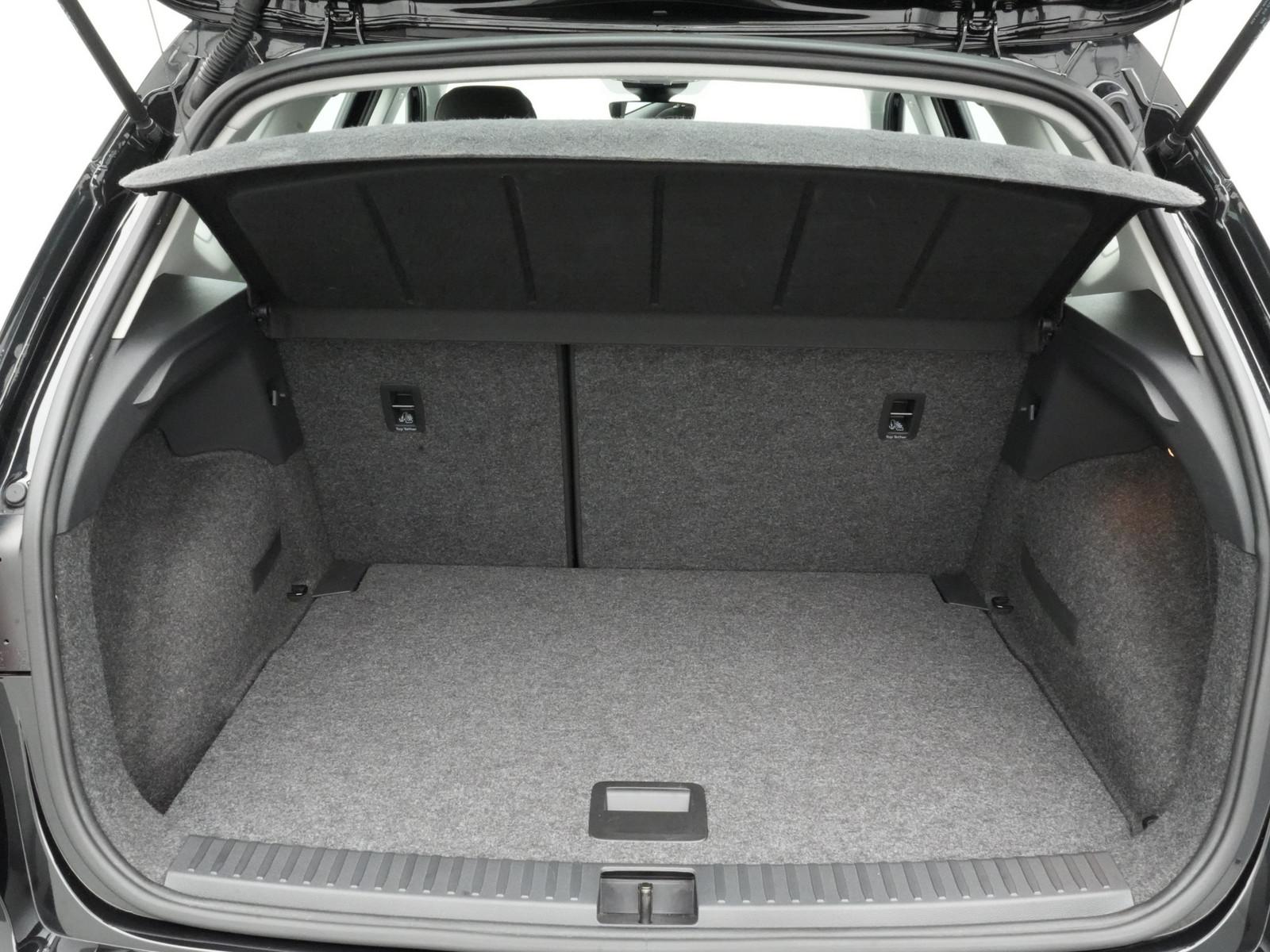 Seat Arona Style Edition DSG CARPLAY LED PORT NAVI
