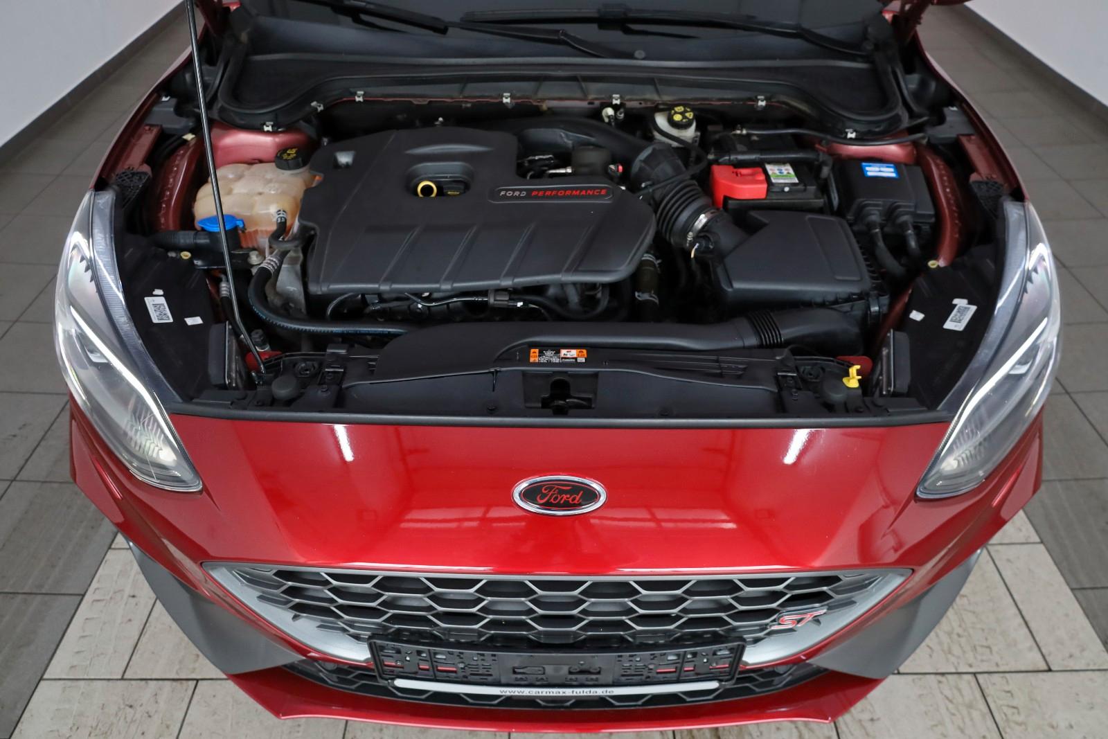 Ford Focus Lim. ST,Navi,SH,HUD,Kamera,ACC,Panorama+WR