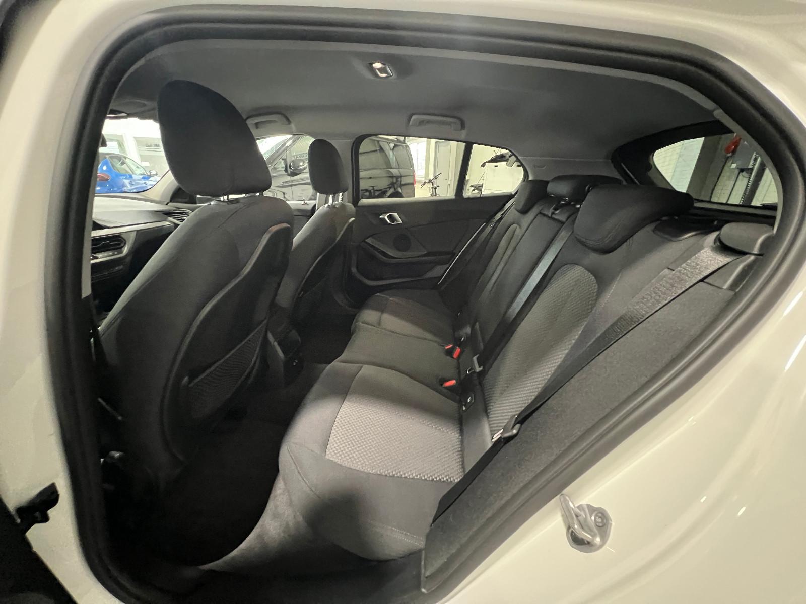 BMW 116 d Lim. Automatik **Navi*AHK*SHZ*PDC**, миниатюра 14