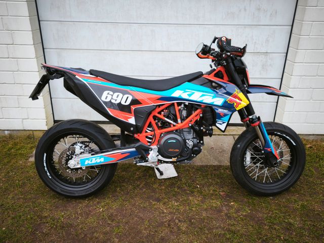 KTM 690 SMC-R!!! TOP ZUSTAND!!!