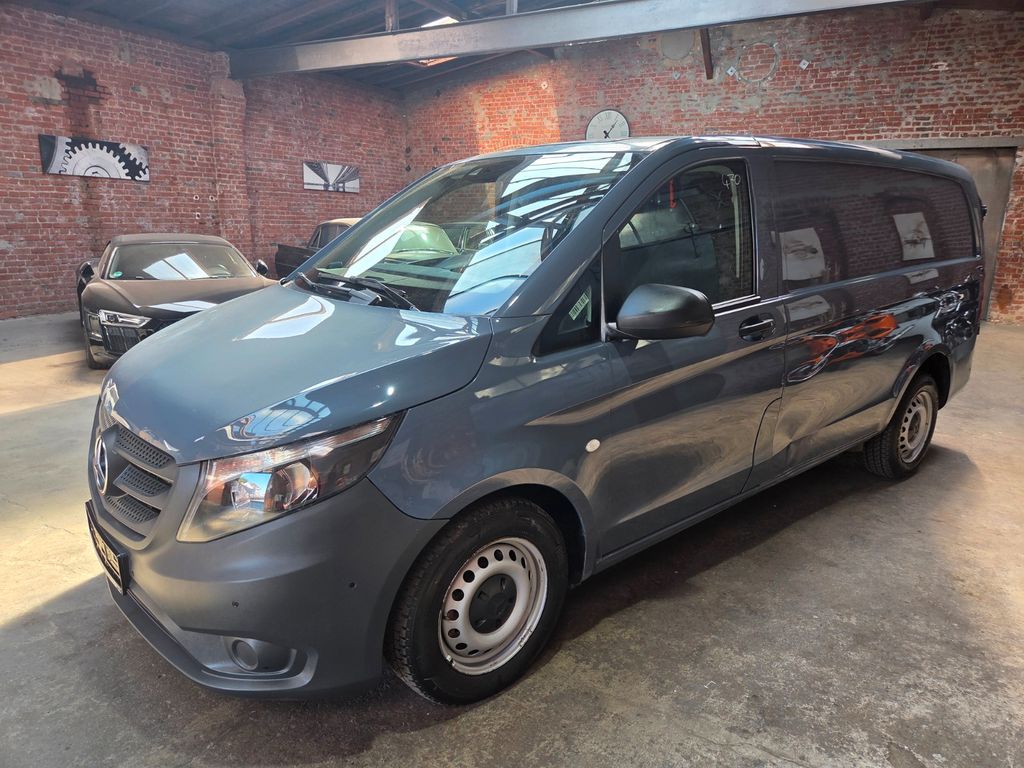 Image of Mercedes-Benz Vito
