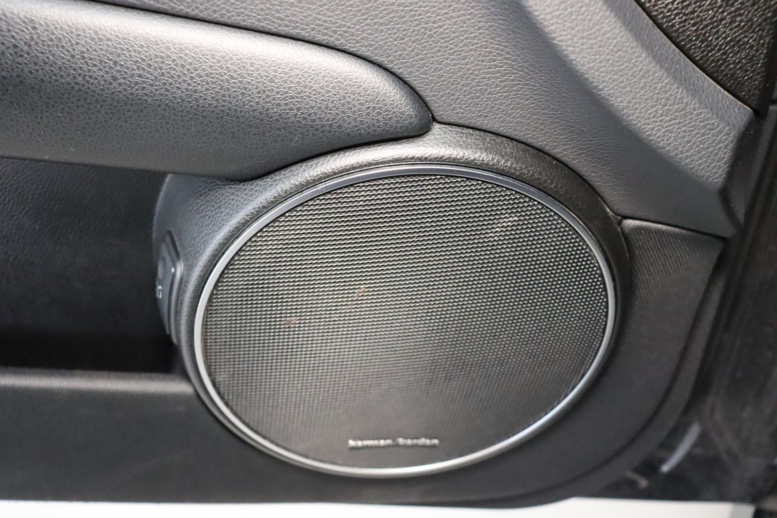 Fahrzeugabbildung Mercedes-Benz C 250 CDI T BlueEFF AVANTG. AMG-Paket * DIS *